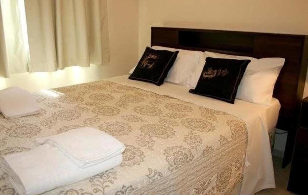 Departamentos Artemisa Apartment Мендоса Екстериор снимка